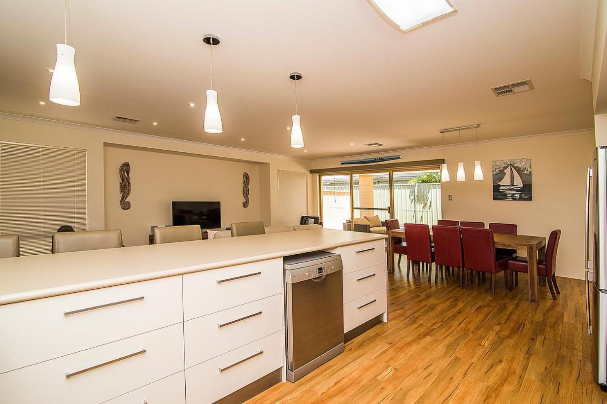 Busselton Holiday Home Luaran gambar